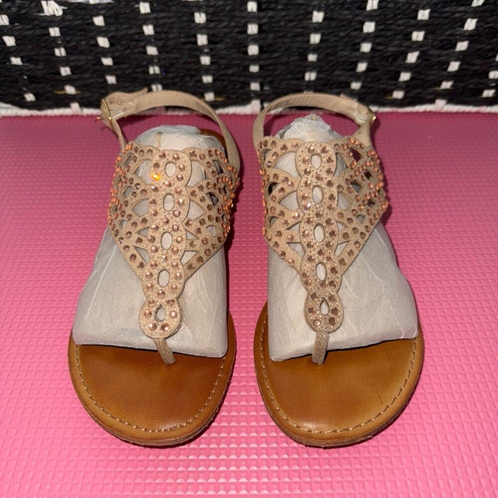 Zigi Soho Cinnamon Sandals with Elegant Design